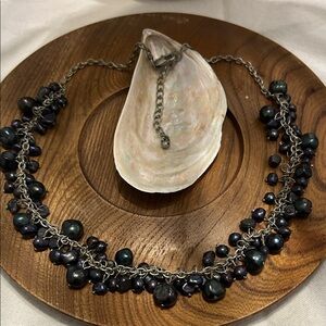 Elegant Black Pearl Necklace